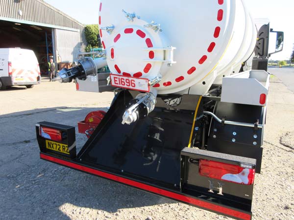 REF 35 - New 2022 MAN 2000 gallon vacuum tanker for sale 